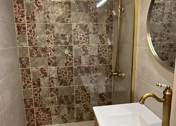 Dent Du Crocodile, Aiguille Du Midi, Balcon, Parking * Chamonix